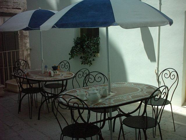 B&B Palazzo Antonelli Монополи Экстерьер фото